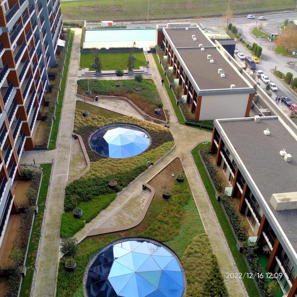 Resale apartments in Bahcesehir